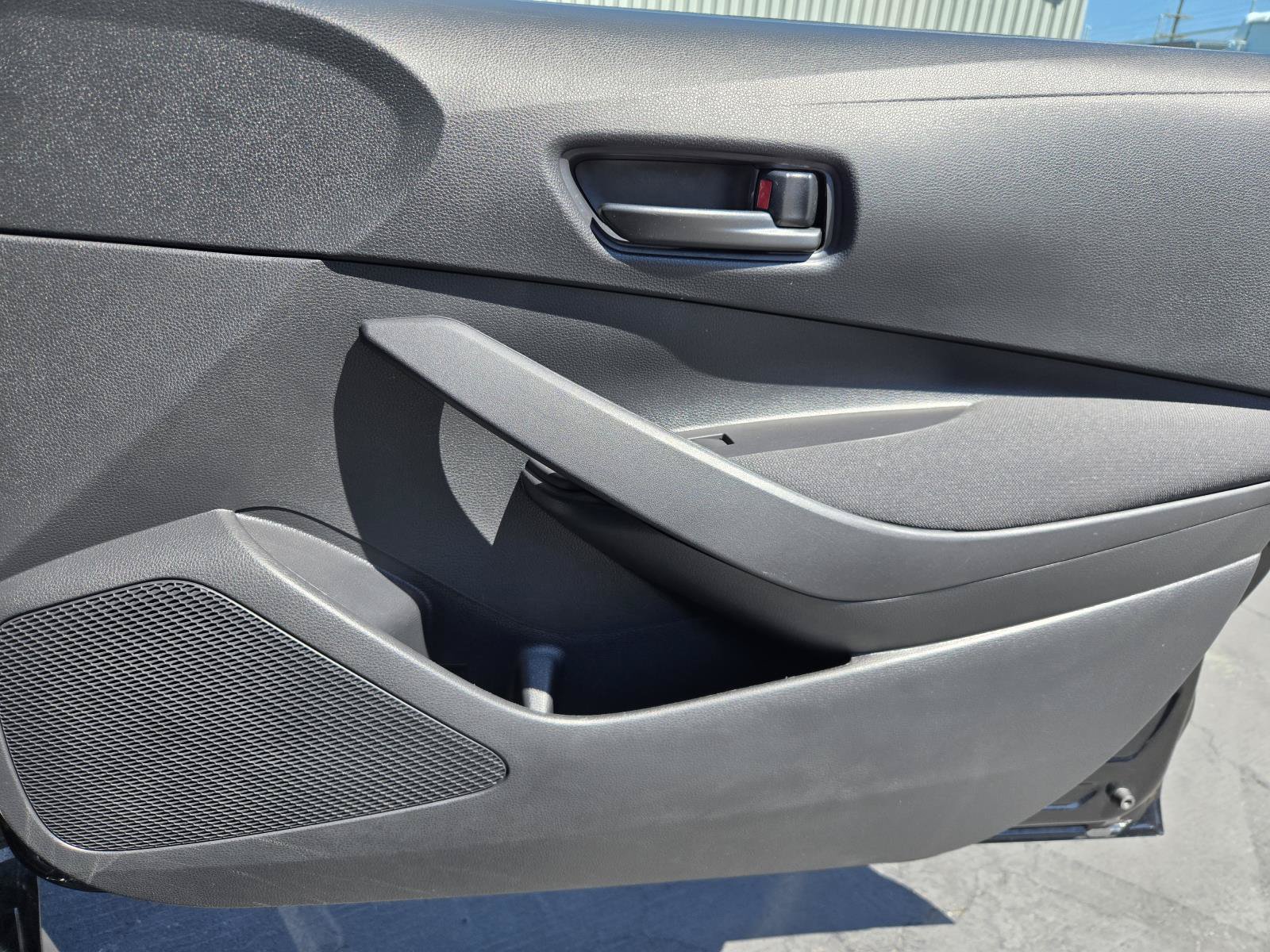 Used 2024 Toyota Corolla LE FWD image 30