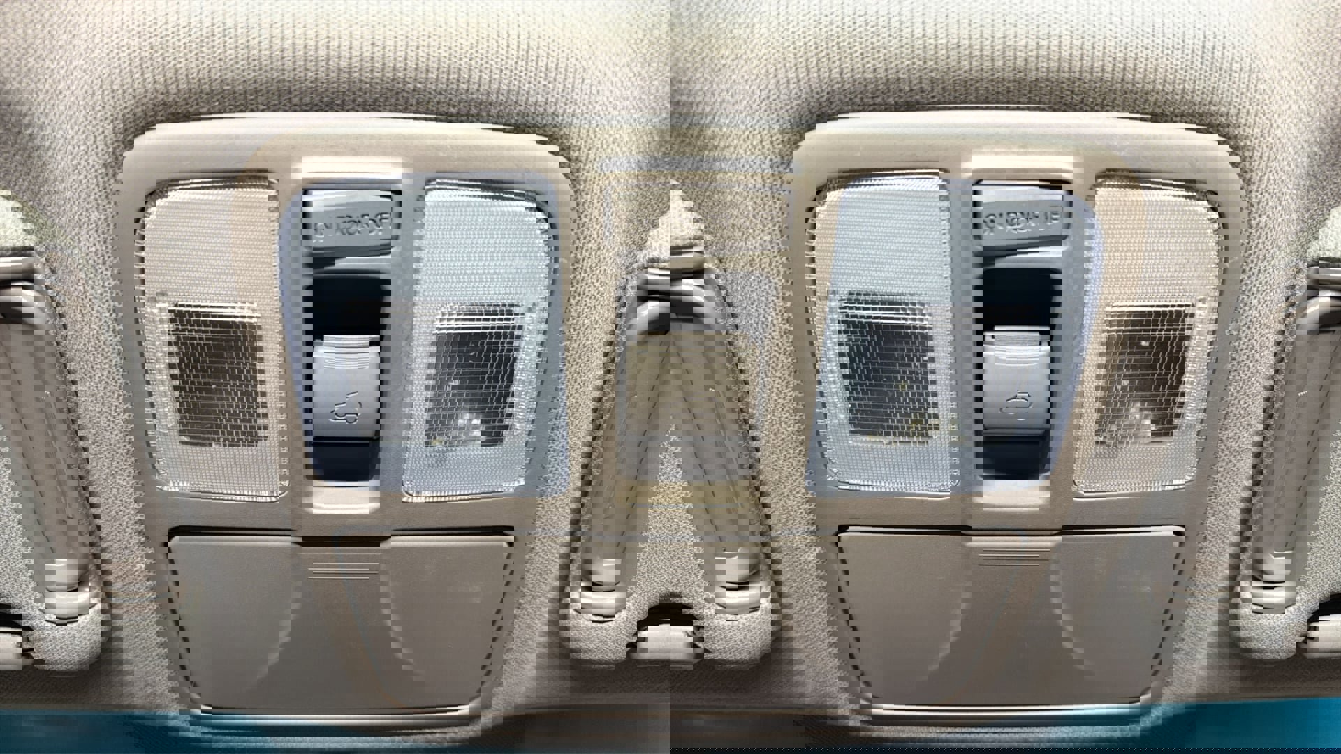 Used 2013 Hyundai Tucson Limited w/ Premium Pkg image 18