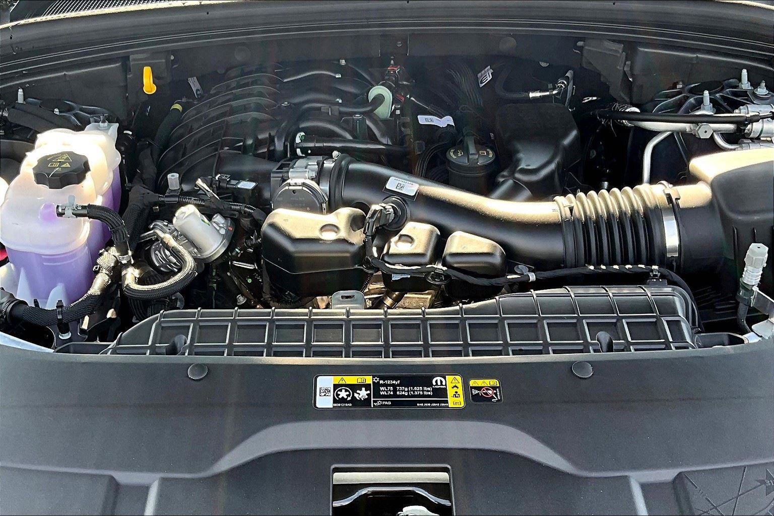 New 2025 Jeep Grand Cherokee L Limited w/ Trailer Tow Package image 12