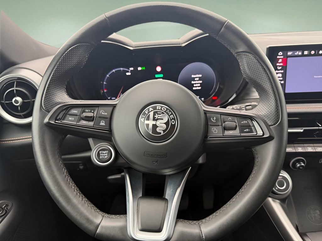 Used 2024 Alfa Romeo Tonale Ti image 19