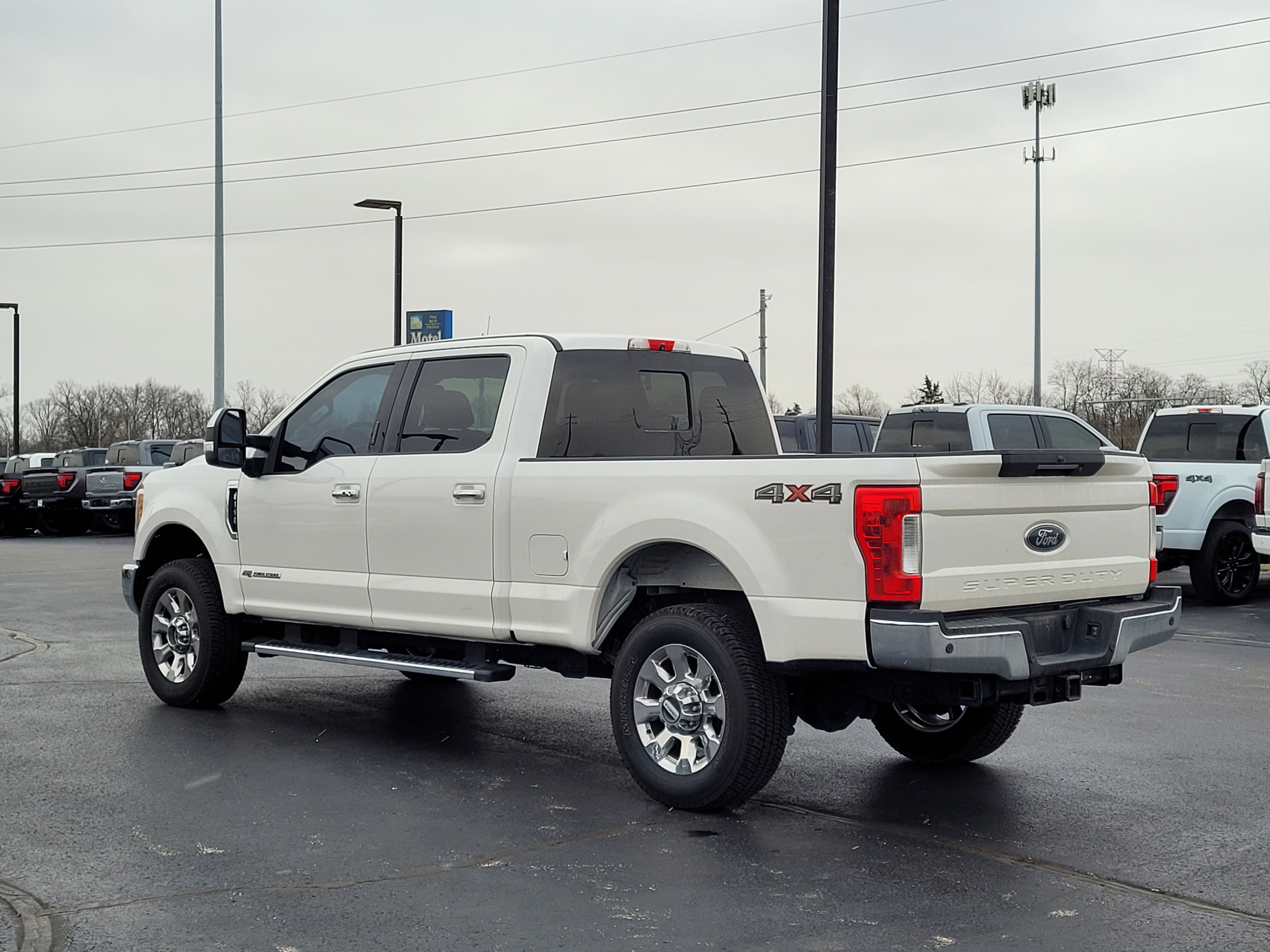 Used 2017 Ford F350 Lariat w/ Lariat Ultimate Package image 6