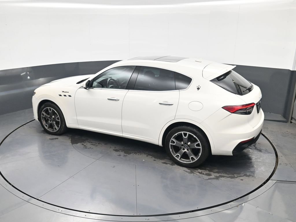 Used 2023 Maserati Levante Modena image 21