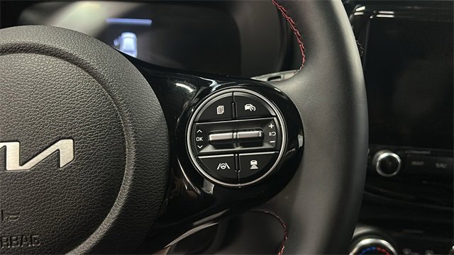 Used 2023 Kia Soul GT-Line w/ GT-Line Technology Package image 22