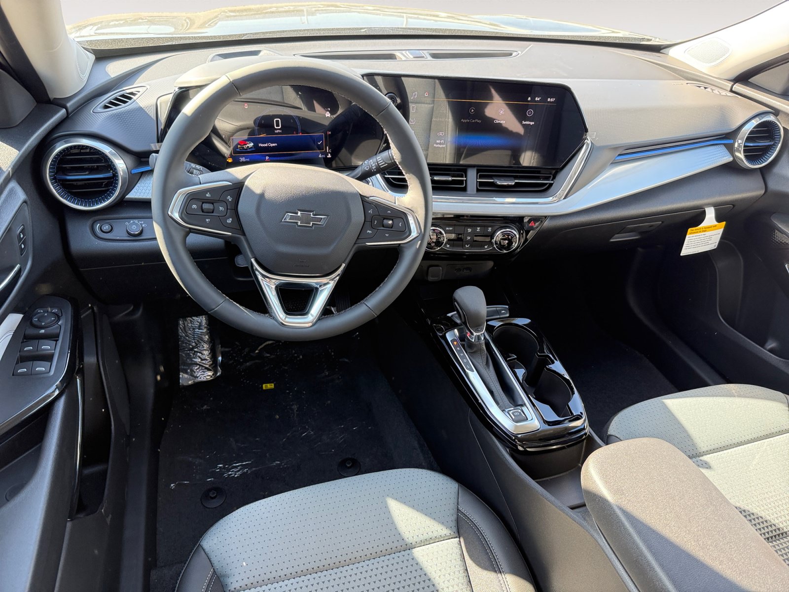 New 2026 Chevrolet Trax LT w/ Driver Confidence Package FWD image 15