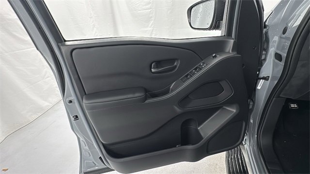 New 2026 Nissan Frontier SV w/ SV Convenience Package image 17