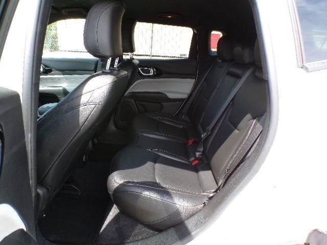 Used 2026 Jeep Compass Limited AWD/4WD image 6