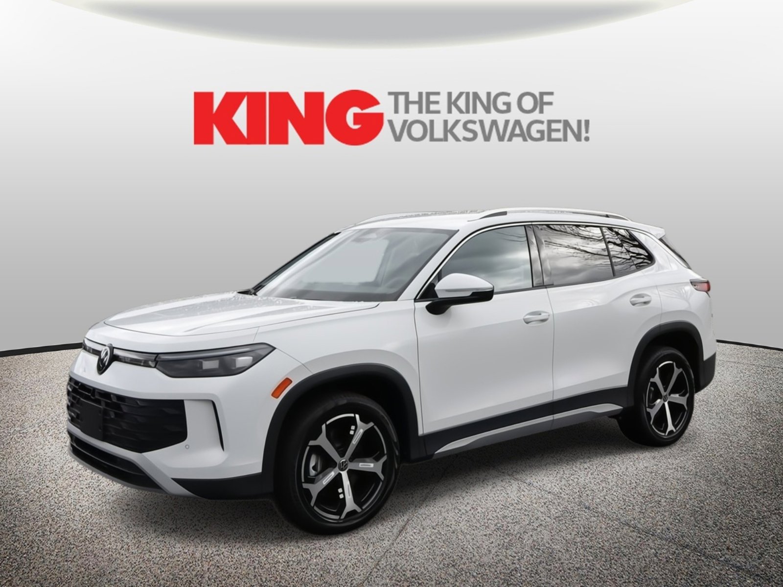 New 2026 Volkswagen Tiguan SE image 8