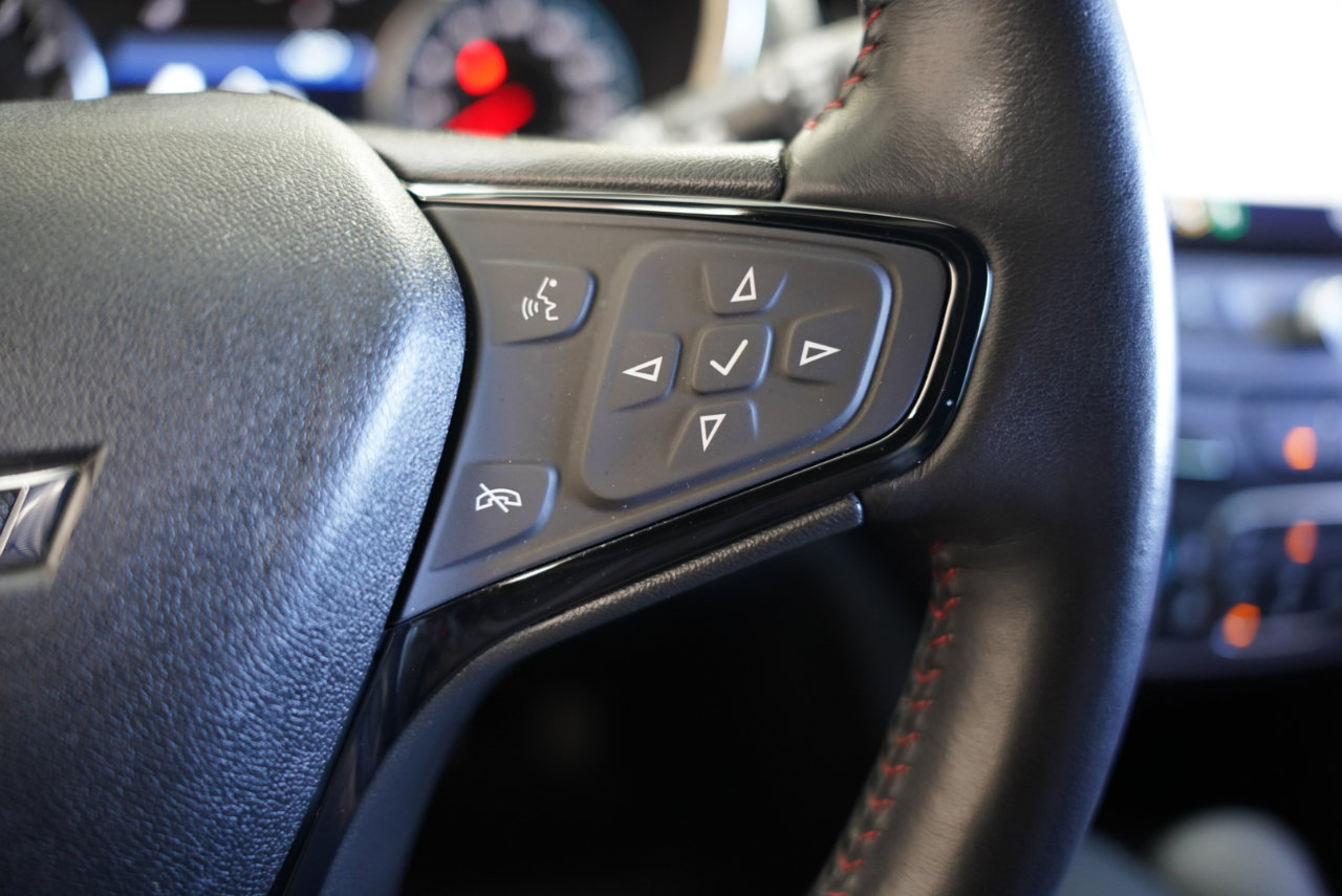 Used 2022 Chevrolet Equinox RS w/ RS Leather Package image 16