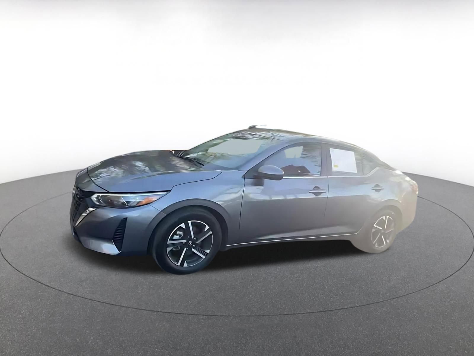 Used 2025 Nissan Sentra SV image 8