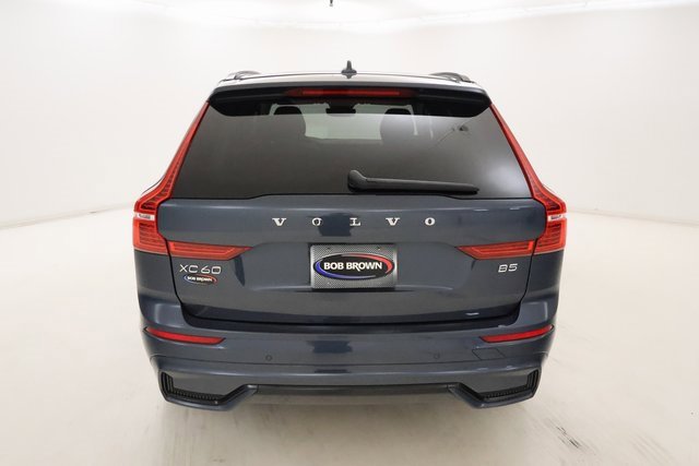 Used 2024 Volvo XC60 B5 Plus image 4