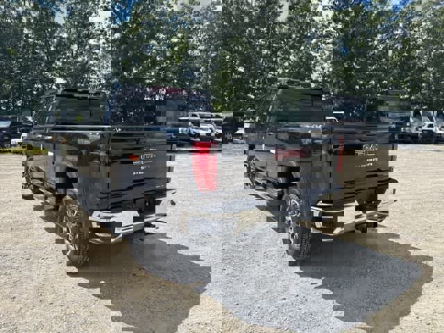 New 2026 GMC Sierra 2500 SLT w/ SLT Premium Package image 5