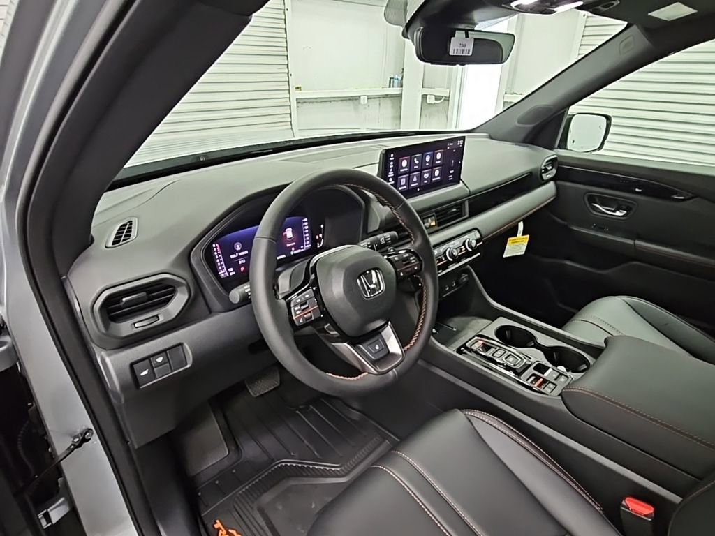 New 2026 Honda Pilot TrailSport image 11