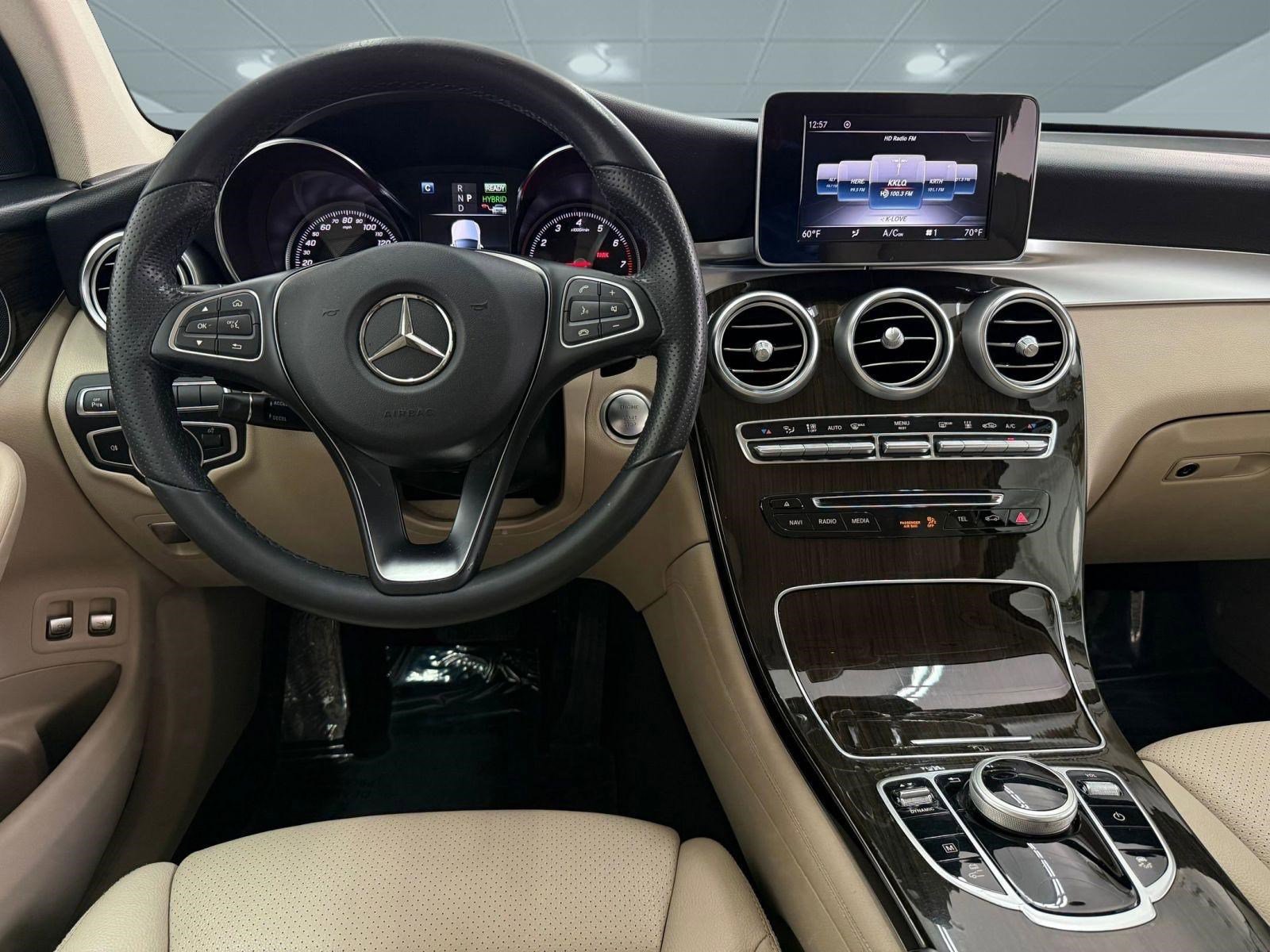 Used 2018 Mercedes-Benz GLC 350e 4MATIC image 24