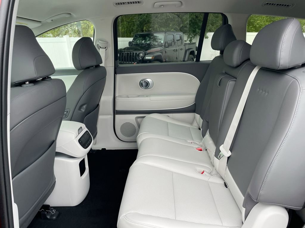 New 2026 Hyundai Ioniq 9 SEL image 47