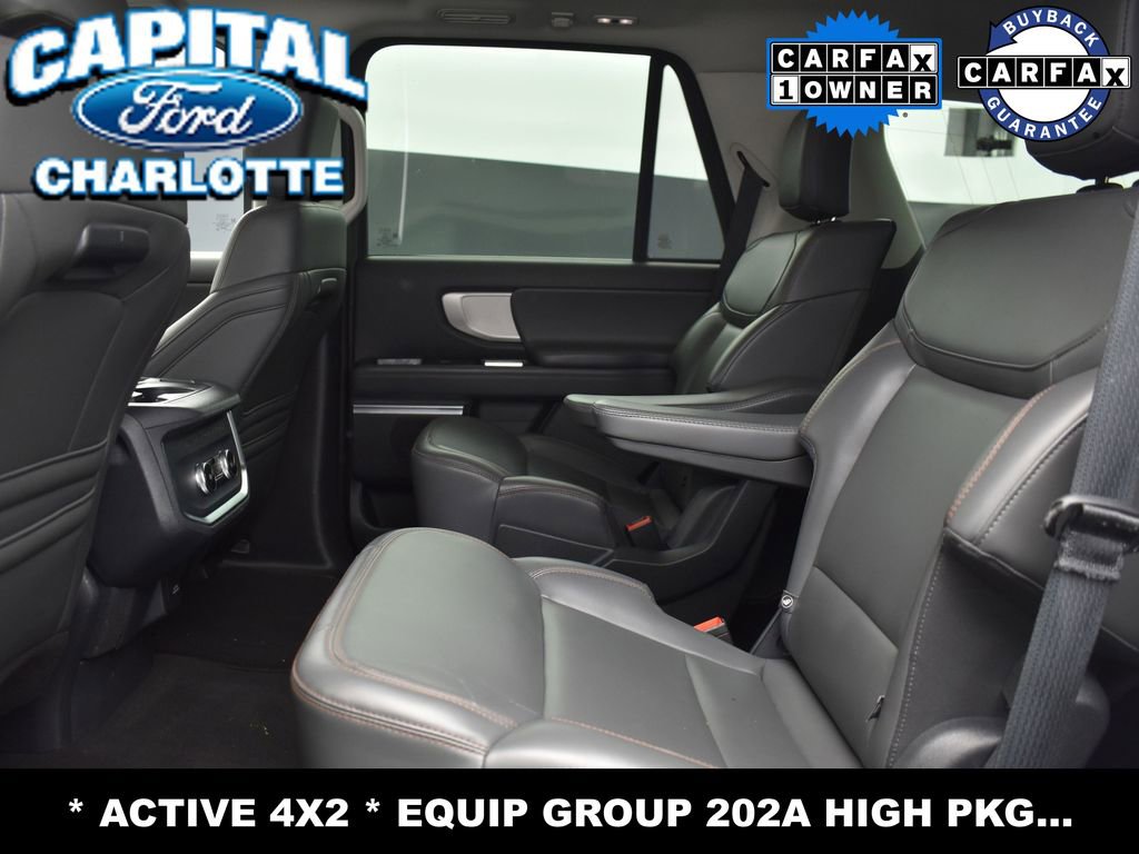 Used 2025 Ford Expedition Active image 15