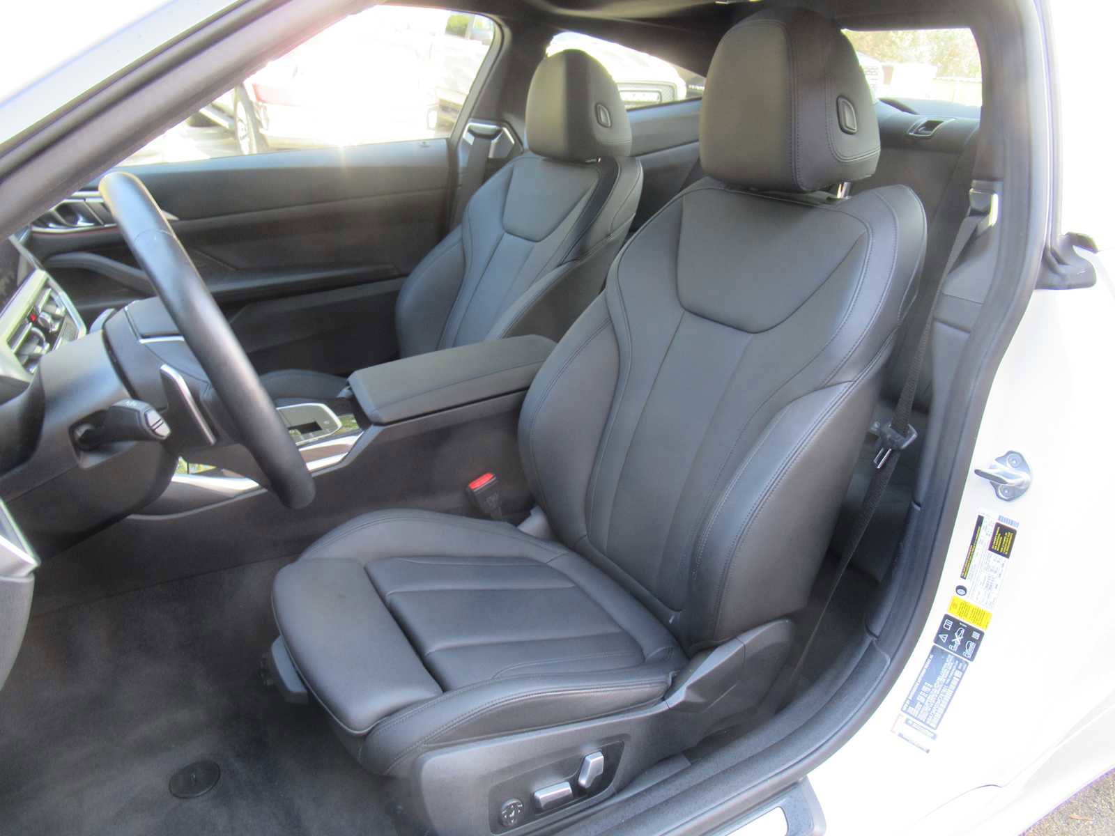 Used 2021 BMW 430i xDrive Coupe w/ Convenience Package image 19