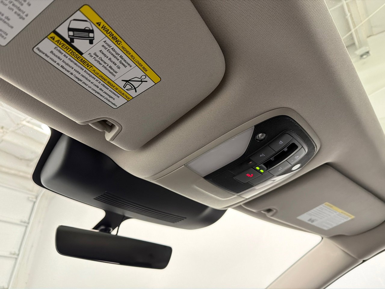 Used 2023 INFINITI QX60 Pure image 32