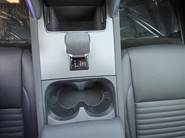Certified 2024 Land Rover Discovery Sport S image 25