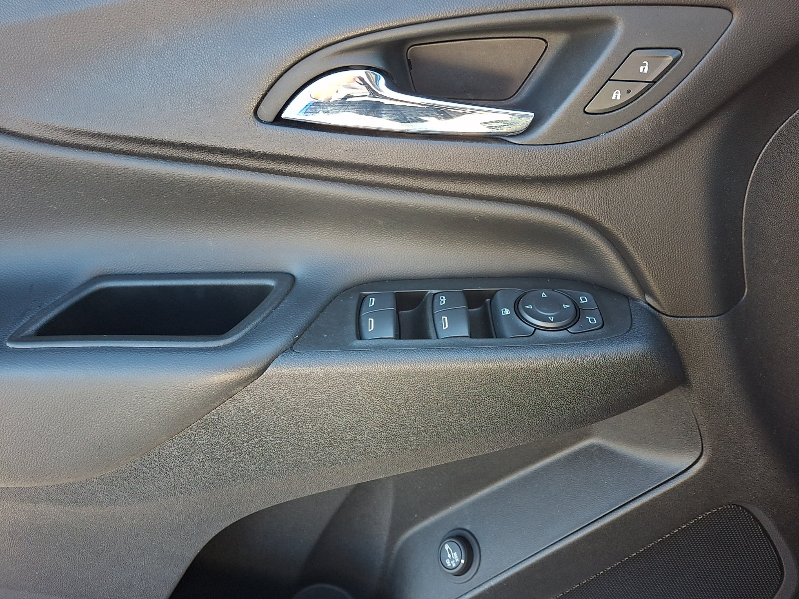 Certified 2024 Chevrolet Equinox LT AWD/4WD image 12