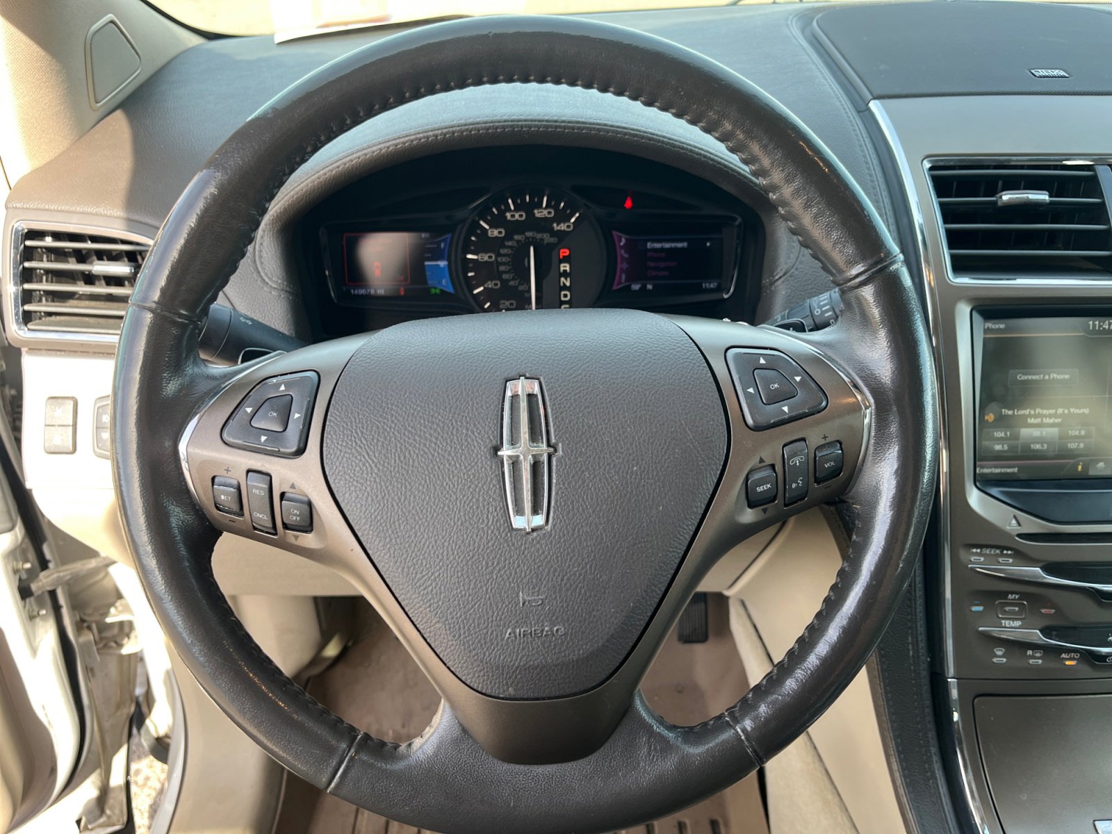 Used 2013 Lincoln MKX FWD image 9