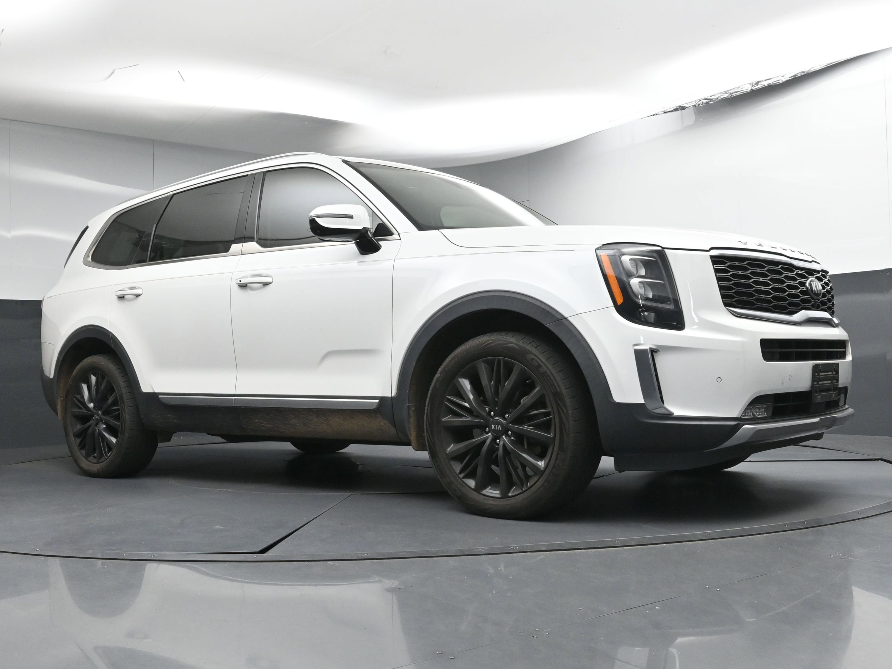 Used 2020 Kia Telluride SX image 25