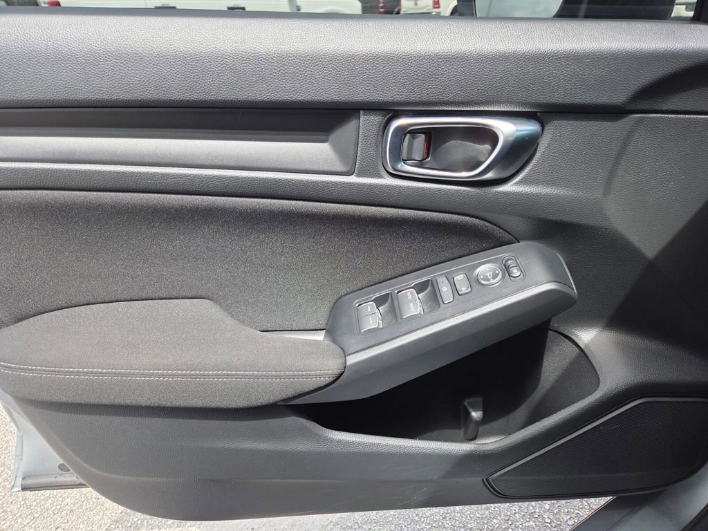 Used 2025 Honda Civic Sport image 23