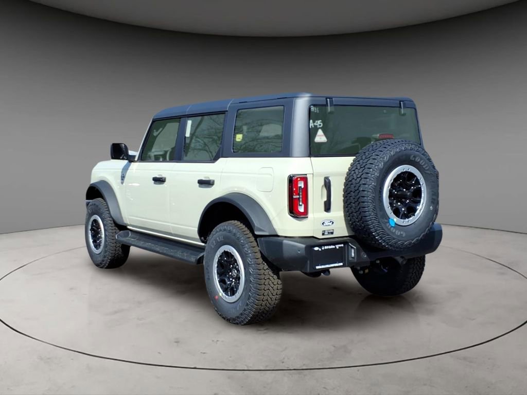 New 2026 Ford Bronco Outer Banks image 3