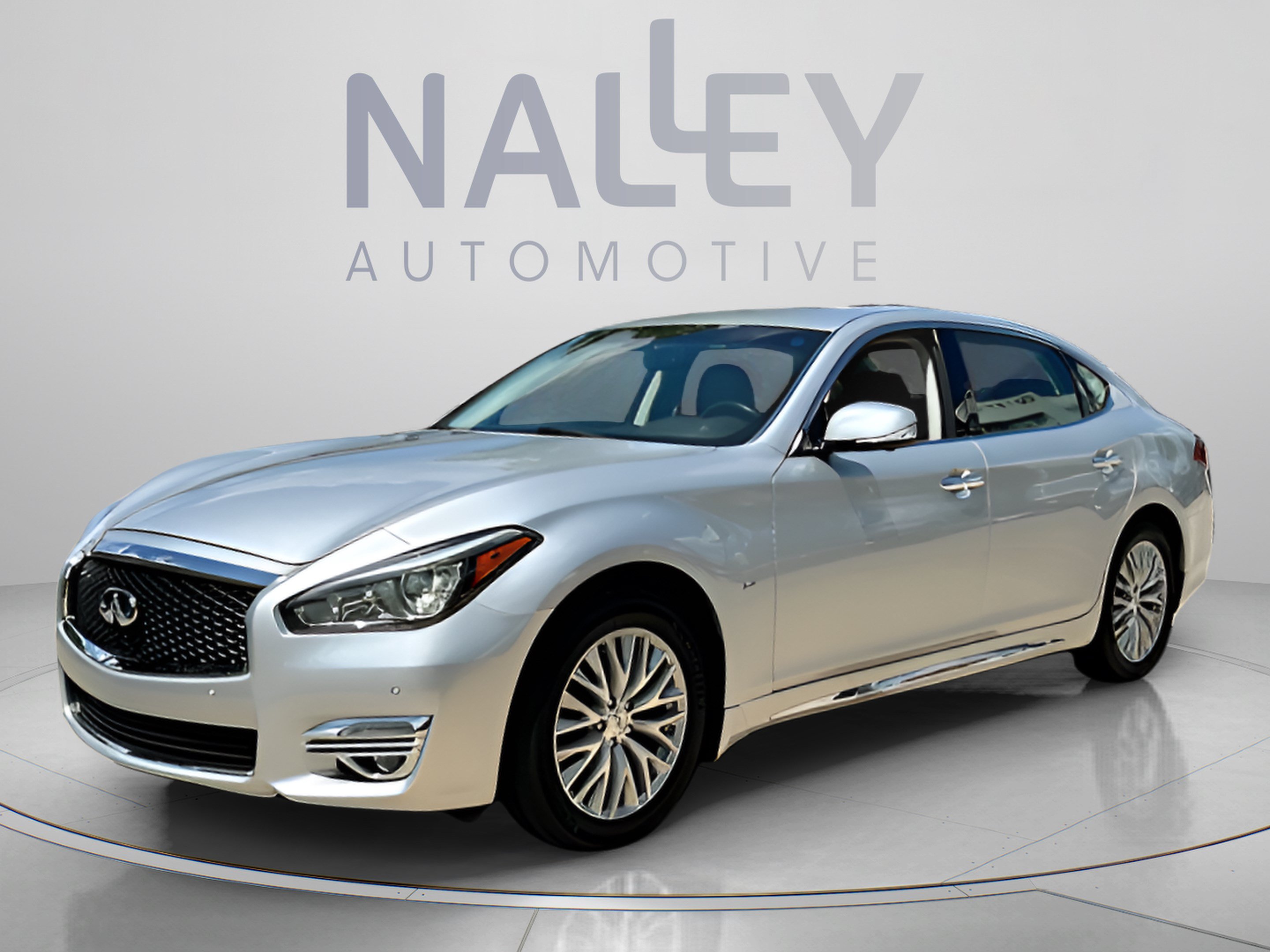 Used 2015 INFINITI Q70 L 3.7