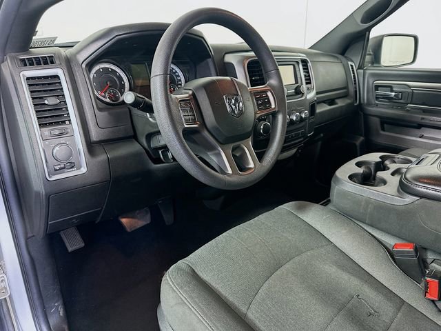 Used 2024 RAM 1500 Classic Warlock RWD image 10