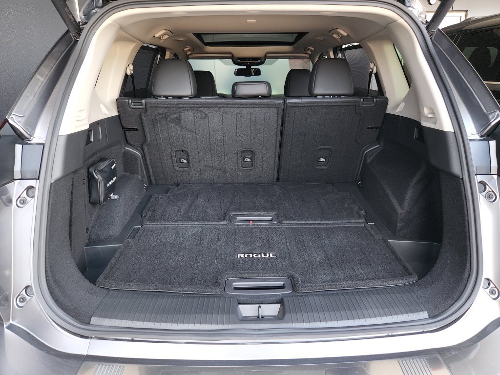 Used 2026 Nissan Rogue Platinum w/ Platinum Premium Package AWD/4WD image 14