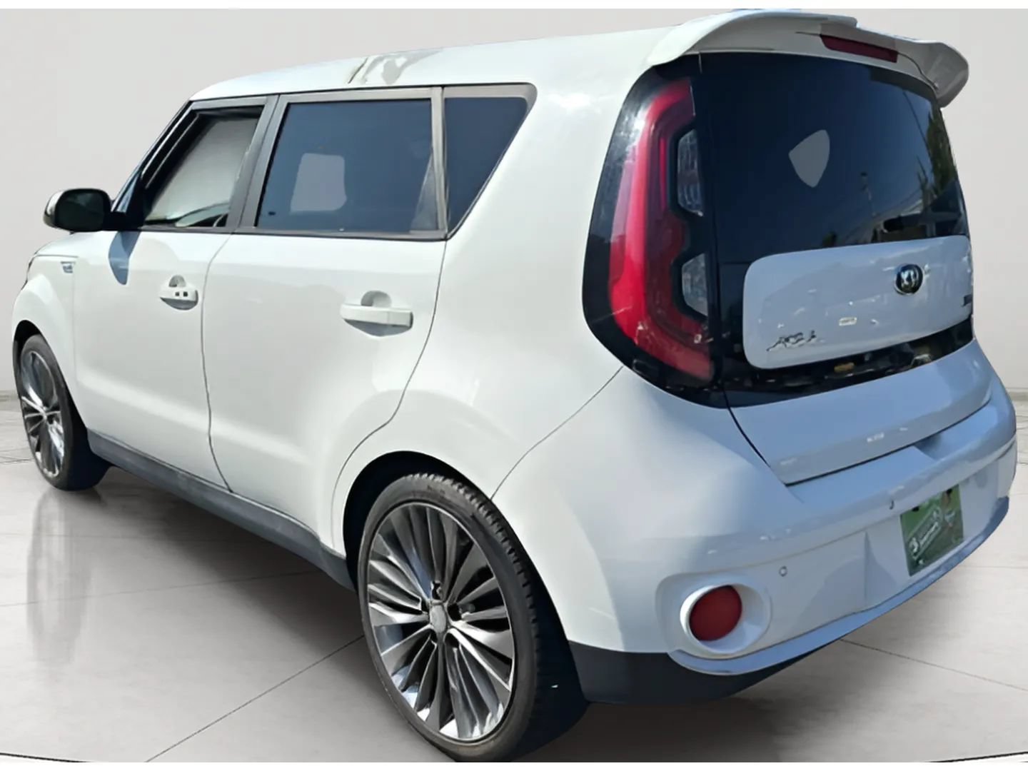 Used 2016 Kia Soul EV + w/ Sun & Fun Package FWD image 4