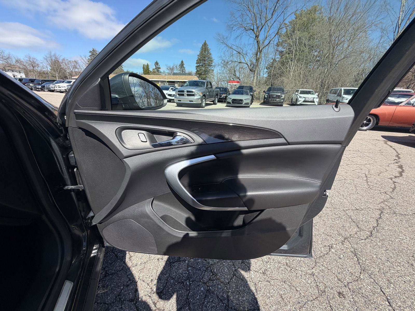 Used 2015 Buick Regal Premium image 29