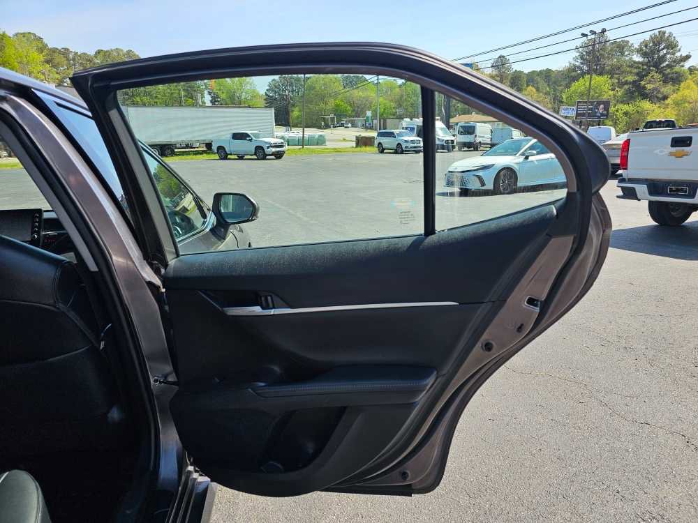 Used 2023 Toyota Camry XLE w/ Cold Weather Package image 26