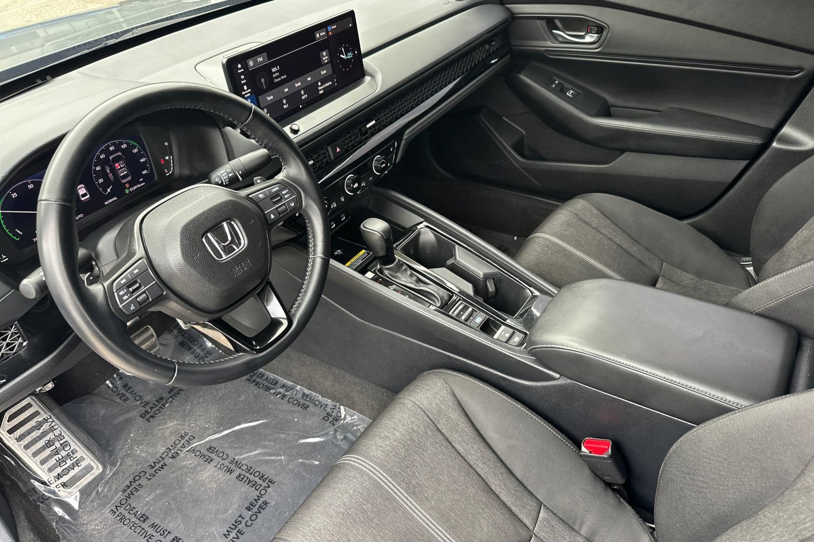 Used 2025 Honda Accord Sport image 11