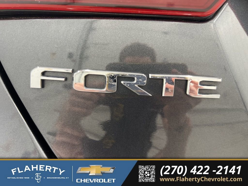 Used 2019 Kia Forte LXS image 18