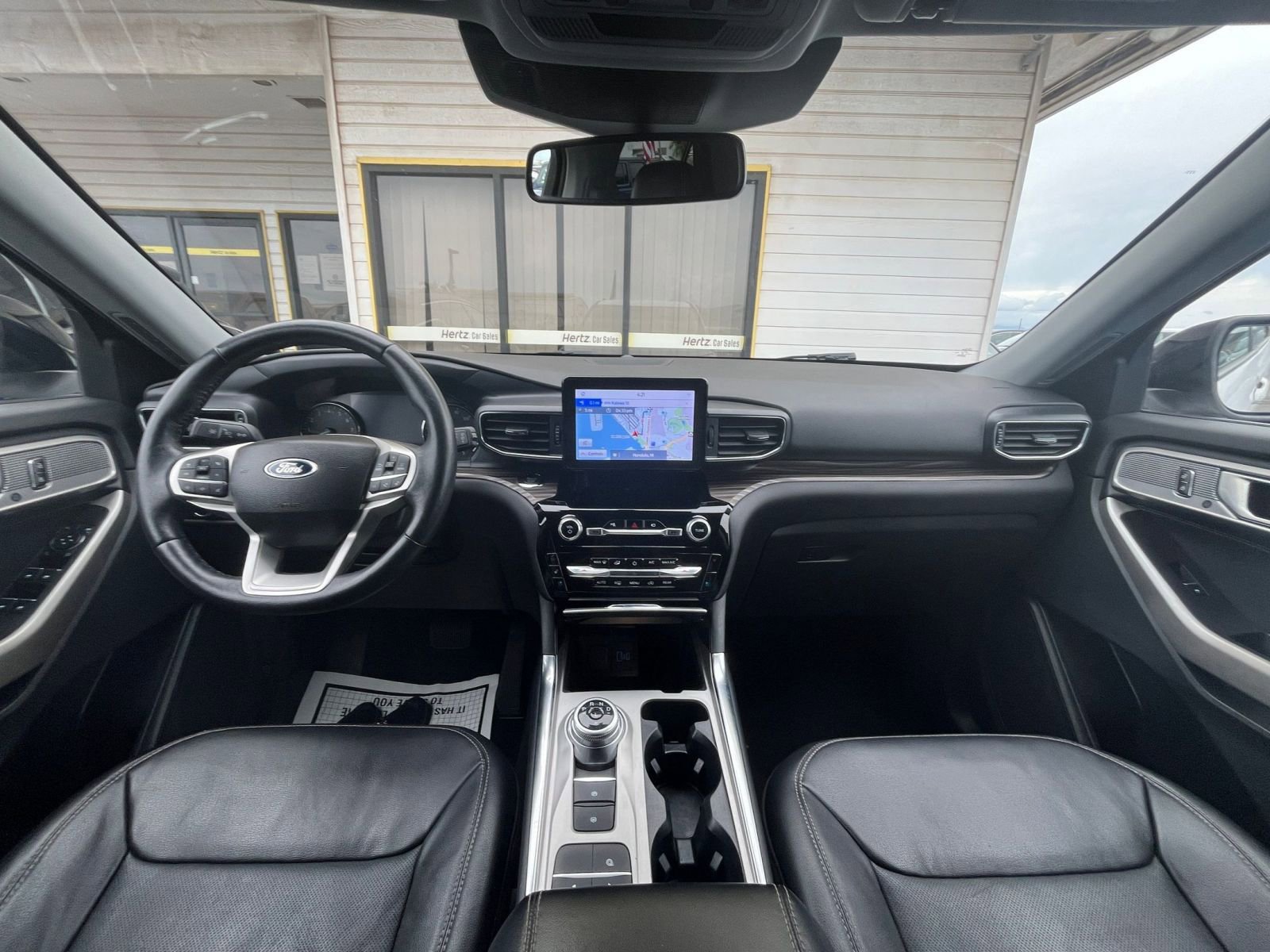 Used 2023 Ford Explorer Limited image 37