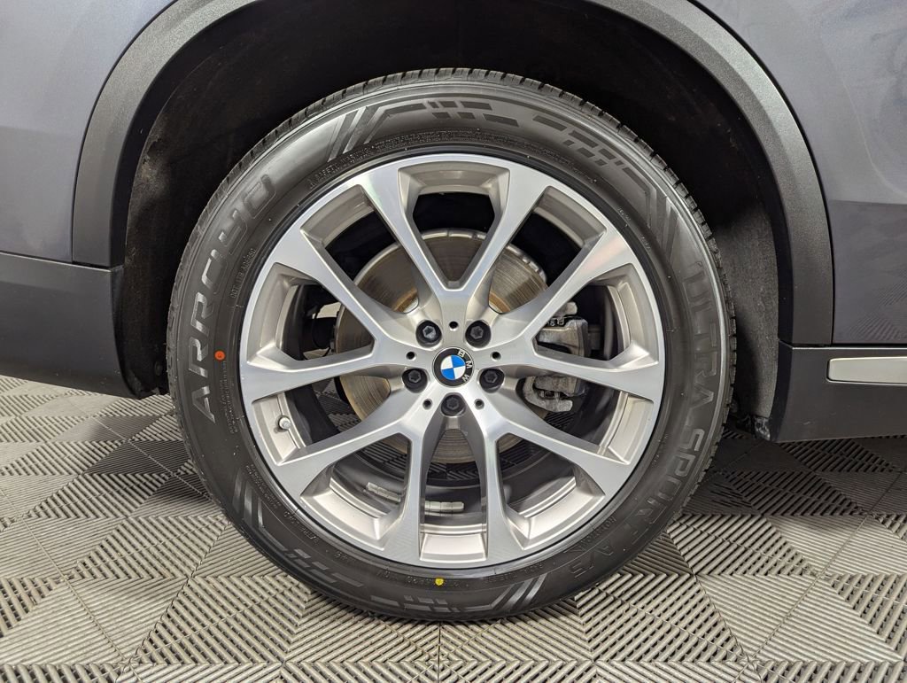 Used 2019 BMW X5 xDrive40i w/ Convenience Package image 29