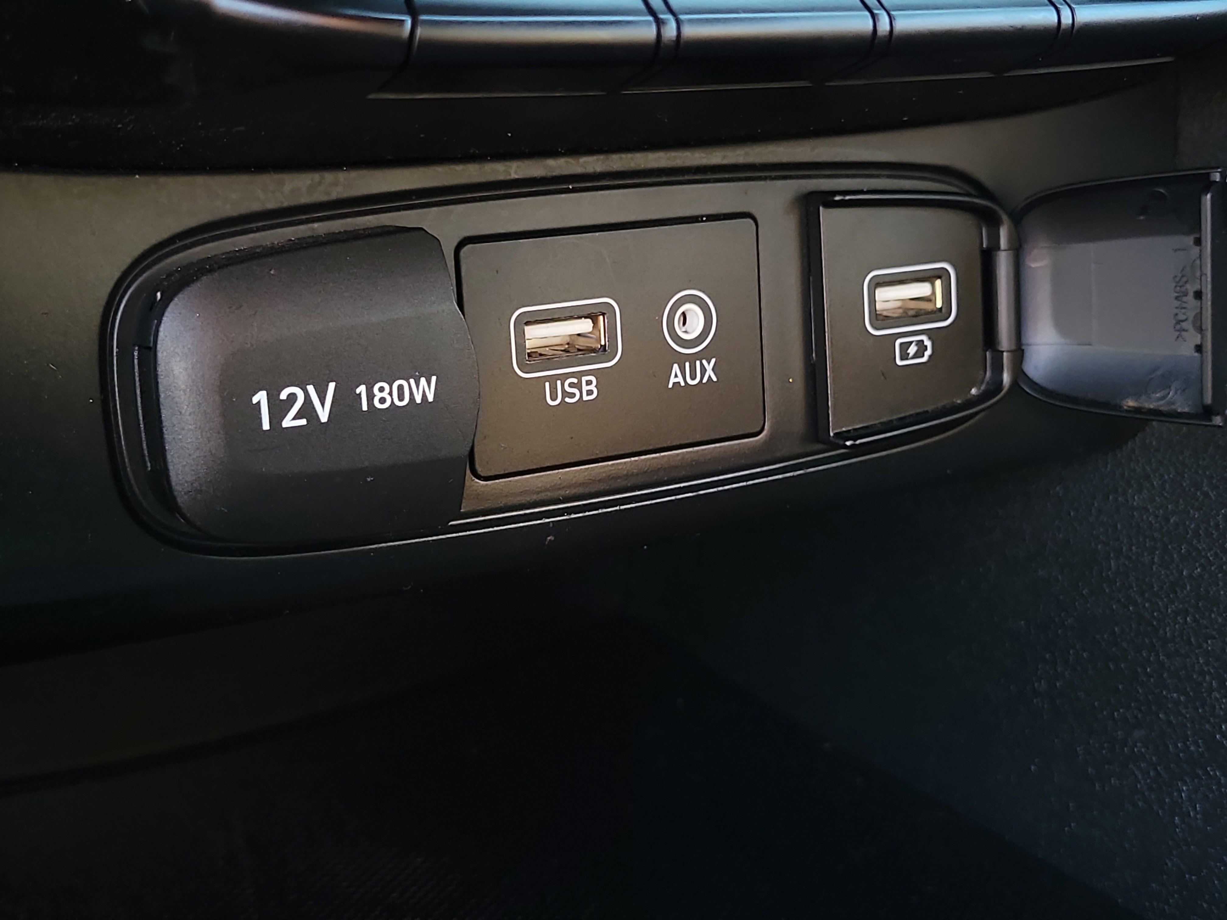 Used 2019 Hyundai Veloster Turbo image 25