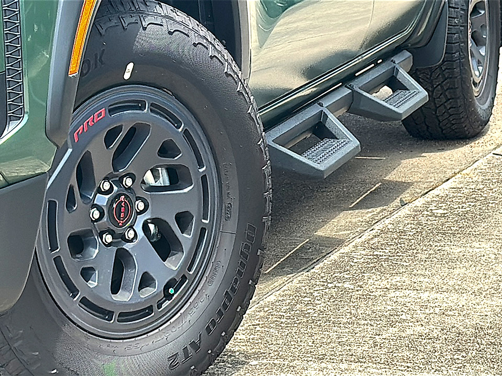 New 2025 Nissan Frontier Pro-X RWD image 3