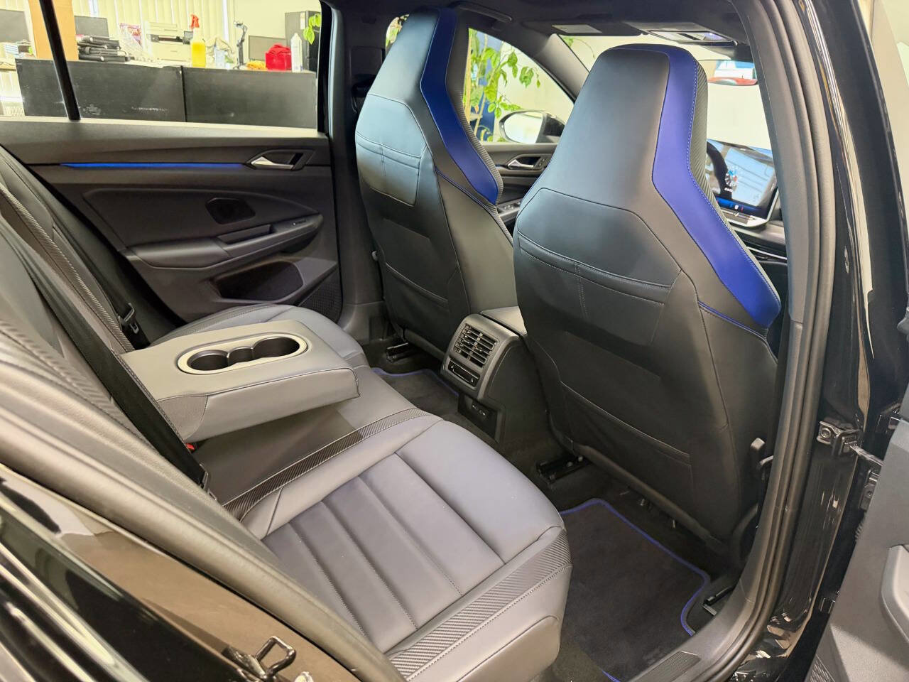 Used 2025 Volkswagen Golf R Black Edition image 63