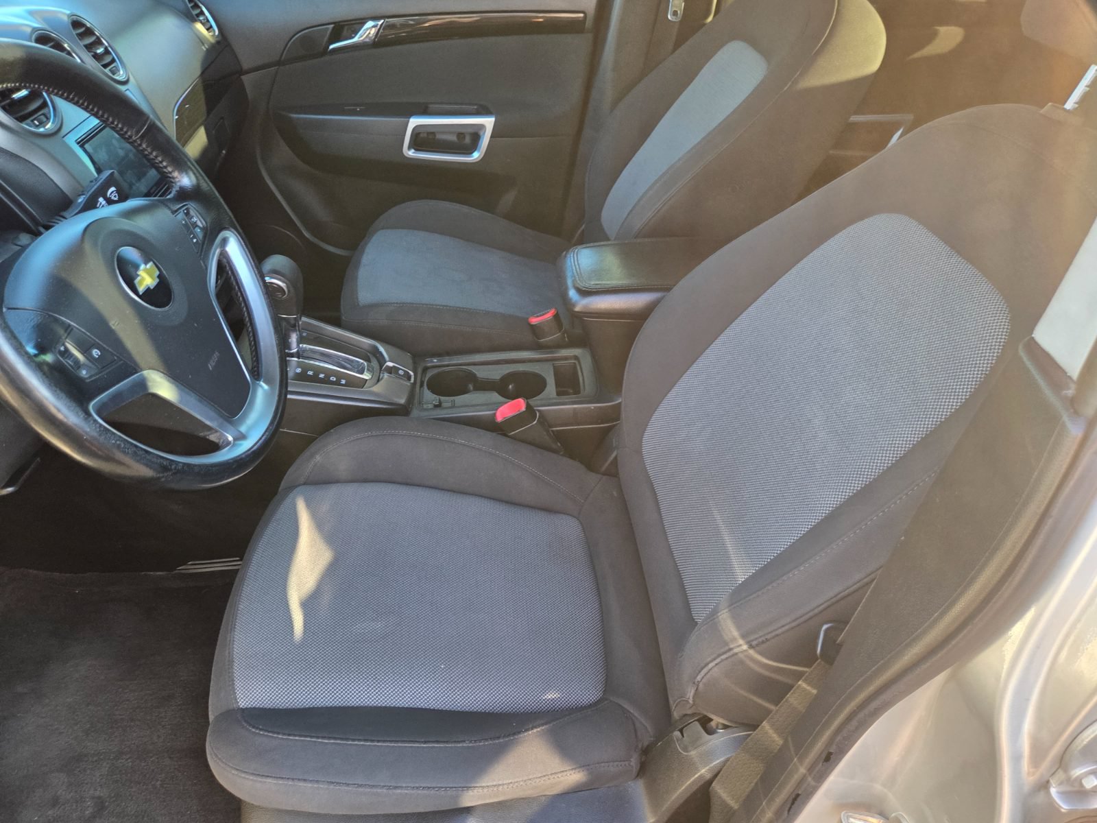 Used 2013 Chevrolet Captiva Sport LS FWD image 9