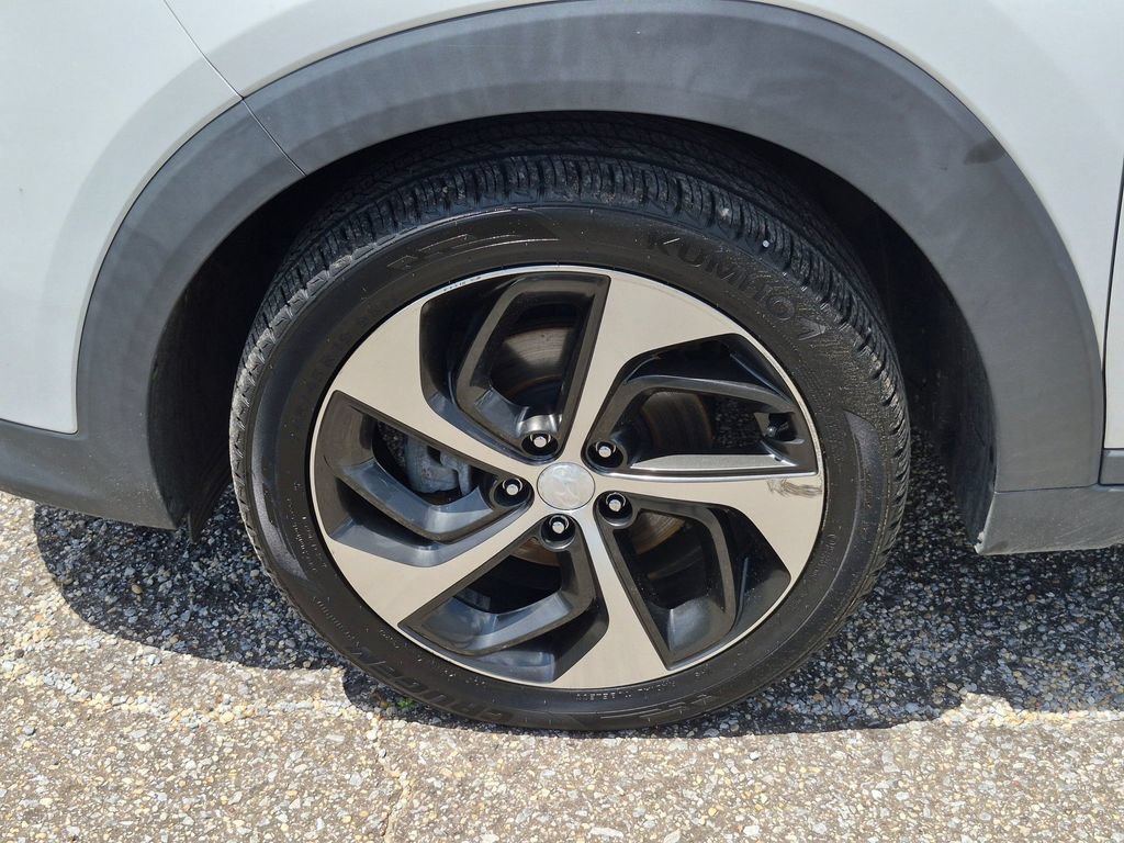 Used 2016 Hyundai Tucson Sport FWD image 11