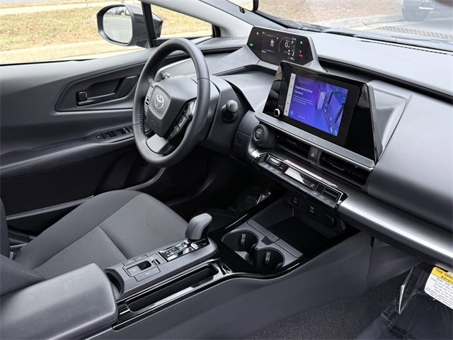 Certified 2025 Toyota Prius LE image 7