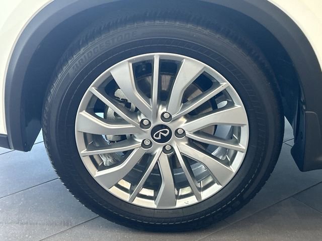 Certified 2025 INFINITI QX50 Luxe AWD/4WD image 33