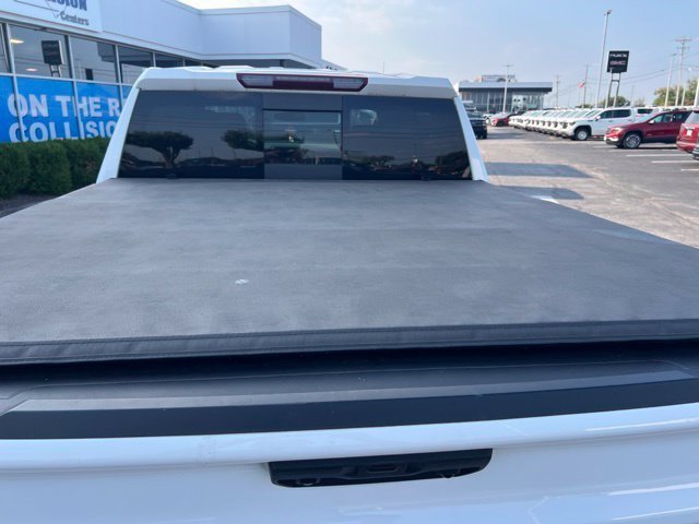 Used 2023 Chevrolet Silverado 1500 LT AWD/4WD image 6