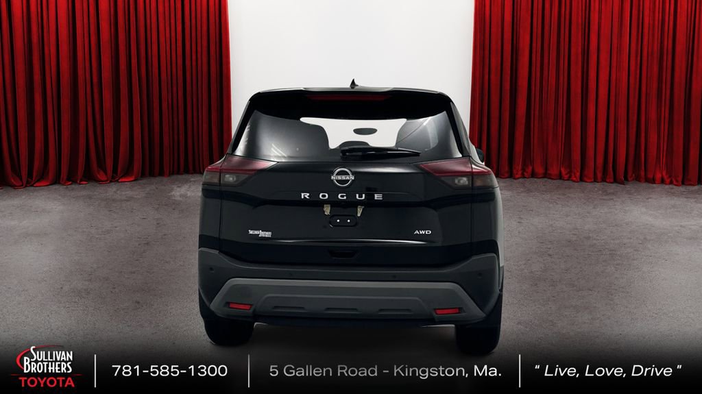 Used 2022 Nissan Rogue S image 6