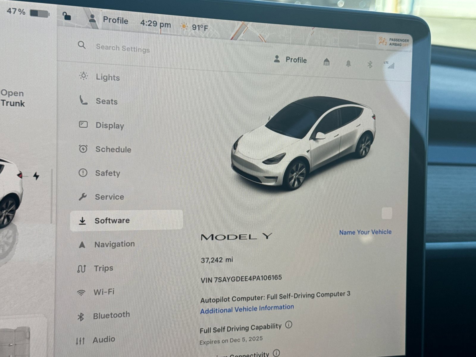 Used 2023 Tesla Model Y Long Range image 27