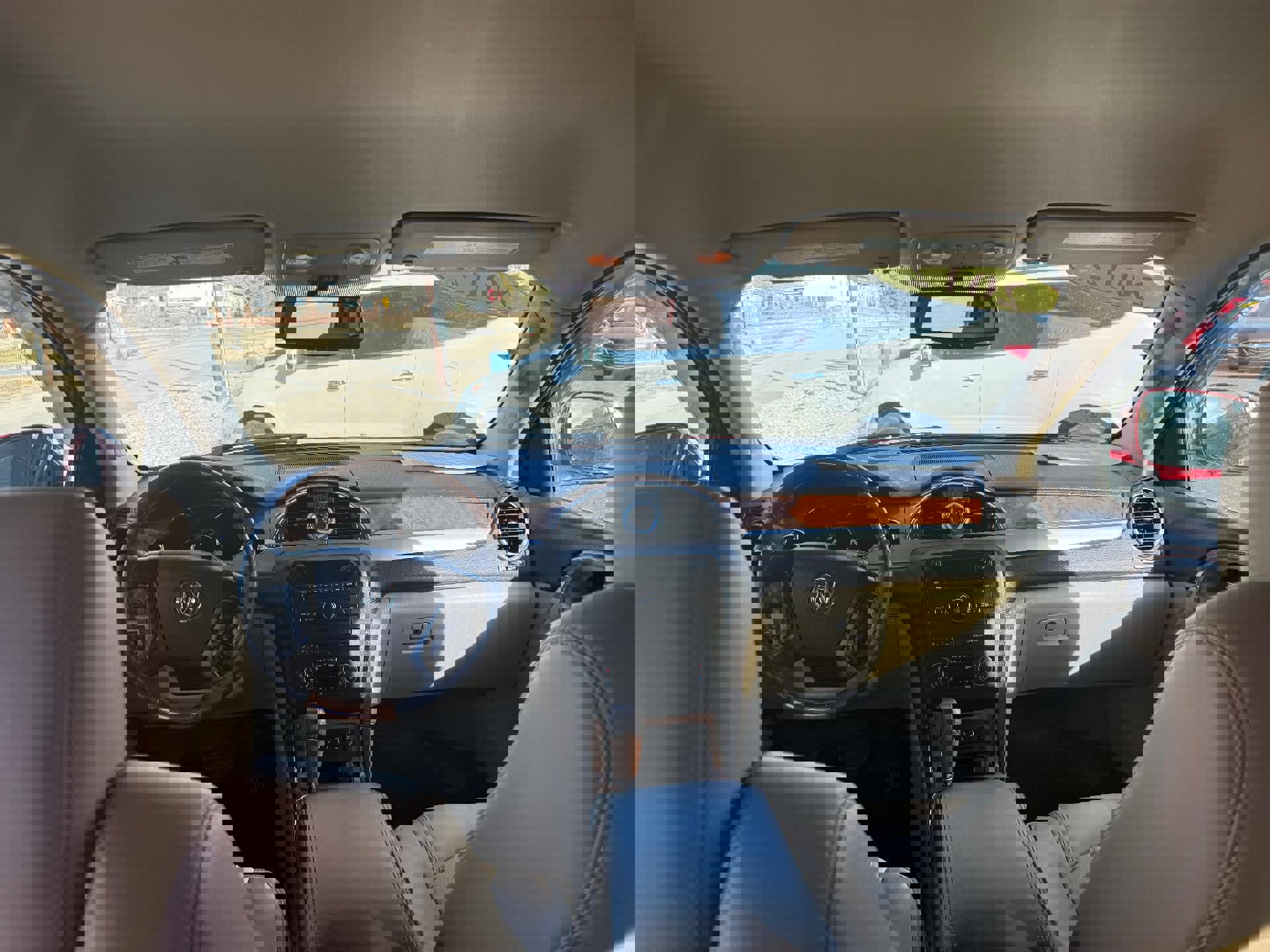 Used 2012 Buick Enclave Premium image 3