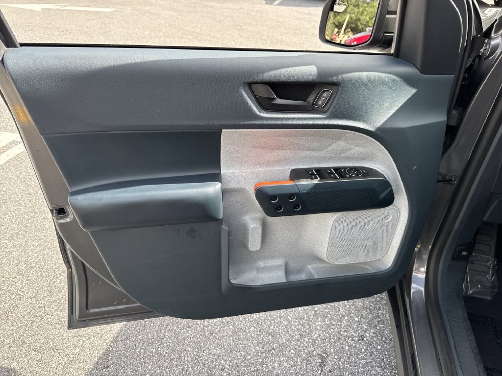 Used 2022 Ford Maverick XLT FWD image 38