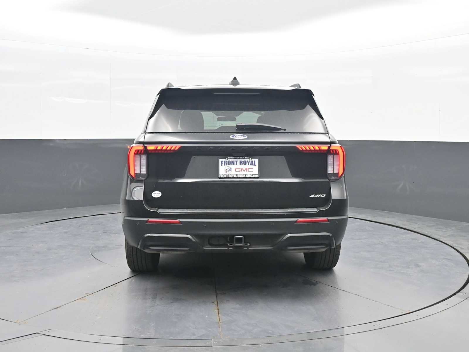 Used 2025 Ford Explorer ST-Line AWD/4WD image 6